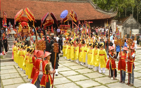 Sự khác biệt văn hóa trong văn khấn ở đình làng giữa các vùng miền